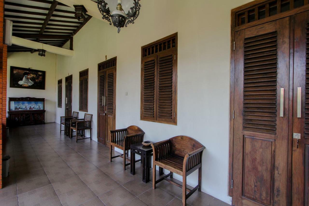 Oyo 1361 Singosari Family Residence Banyuwangi  Zewnętrze zdjęcie