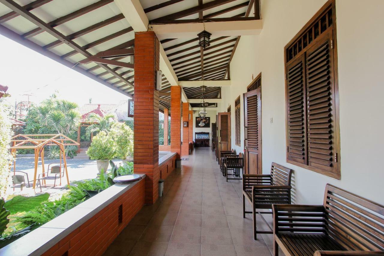 Oyo 1361 Singosari Family Residence Banyuwangi  Zewnętrze zdjęcie