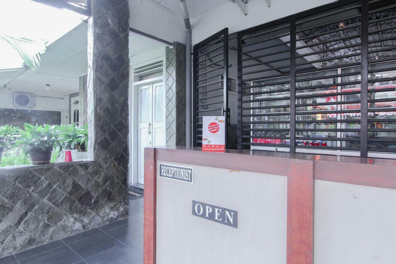 Oyo 1361 Singosari Family Residence Banyuwangi  Zewnętrze zdjęcie