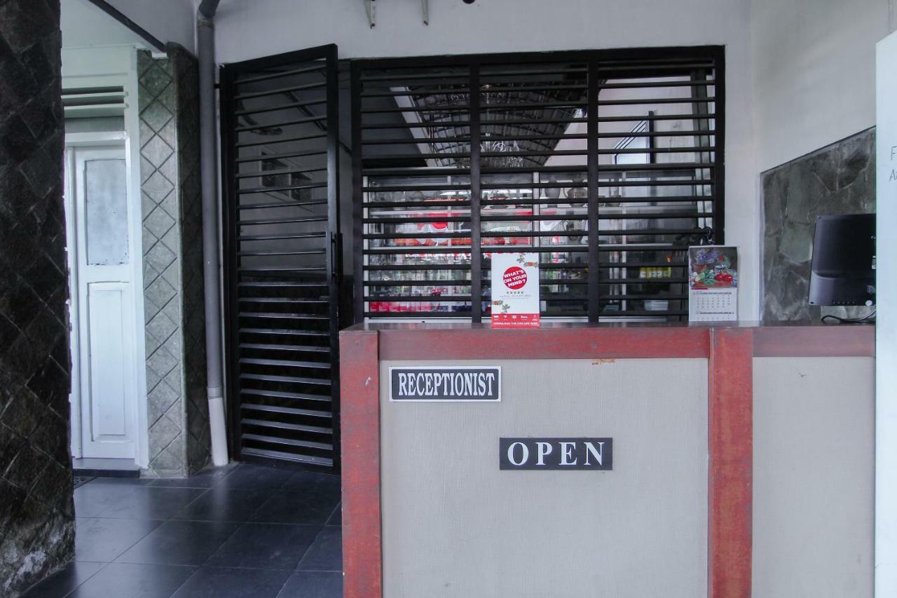 Oyo 1361 Singosari Family Residence Banyuwangi  Zewnętrze zdjęcie