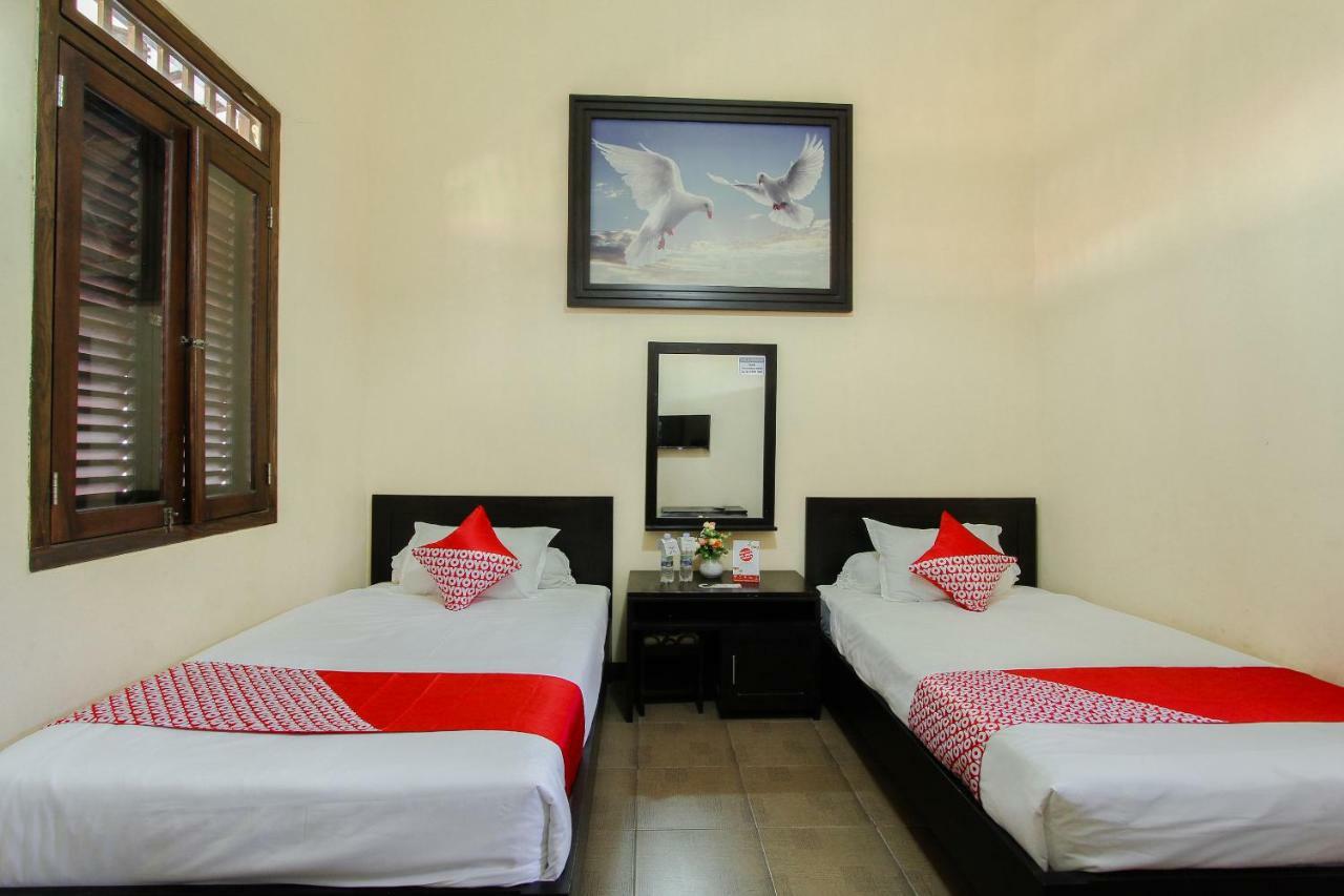 Oyo 1361 Singosari Family Residence Banyuwangi  Zewnętrze zdjęcie