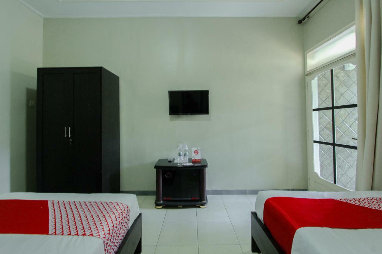 Oyo 1361 Singosari Family Residence Banyuwangi  Zewnętrze zdjęcie